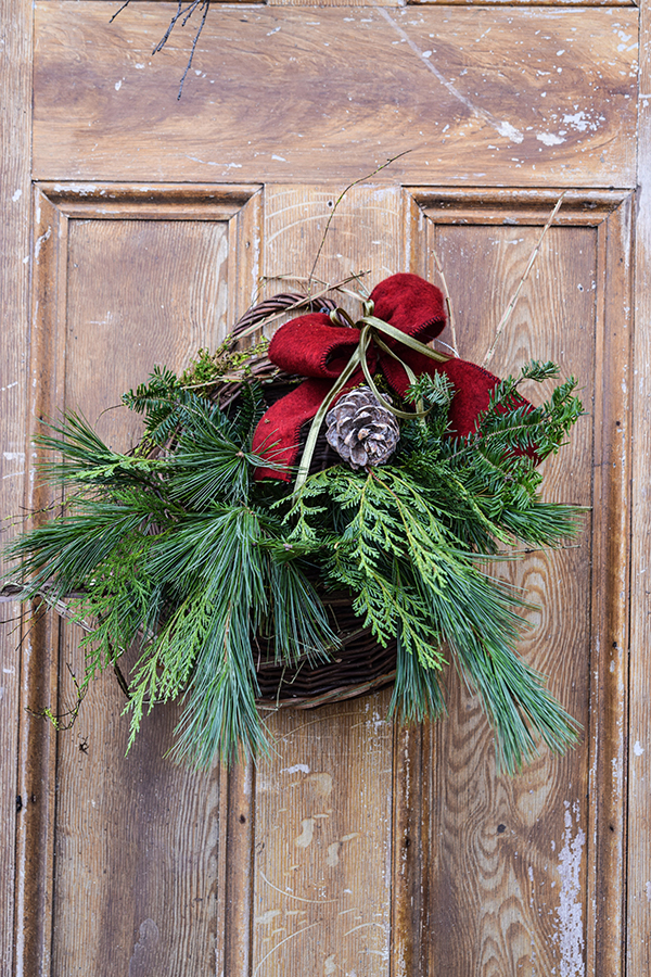 holiday-basket-door-sm Outdoor Holiday Greens & Decor